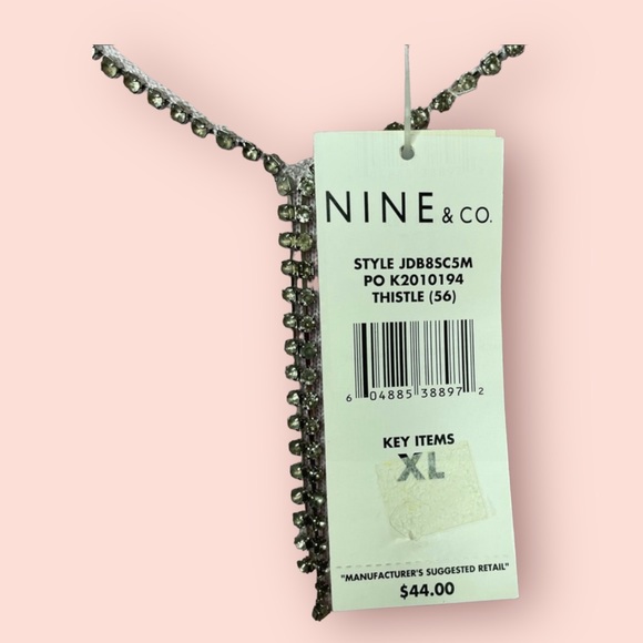 Nine & Co Scoop Neck Top - Picture 9 of 11